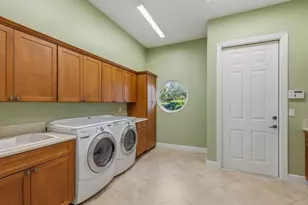 25100 Ridge Oak Dr, Bonita Springs, FL 34134 - Photo 23