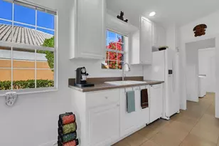 7892 Umberto Ct, Naples, FL 34114 - Photo 7