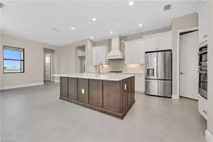 3993 Perseus St, Naples, FL 34120 - Photo 9