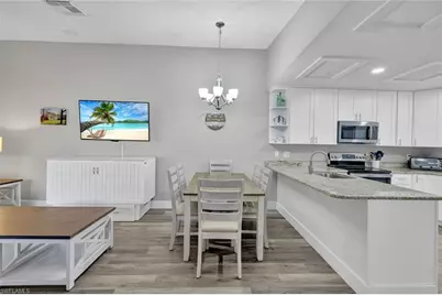 6416 Royal Woods Dr, Fort Myers, FL 33908 - Photo 3