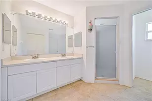 1214 NE 14th Pl, Cape Coral, FL 33909 - Photo 15