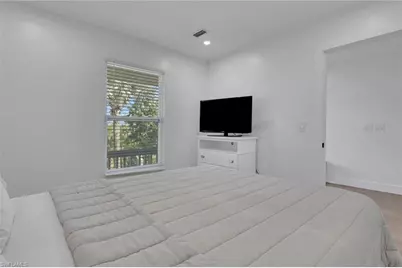 2700 Gulfview Dr, Naples, FL 34112 - Photo 17