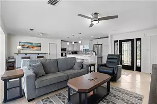 35 Fairview Blvd, Fort Myers Beach, FL 33931 - Photo 9