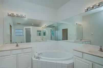 7809 Stratford Dr, Naples, FL 34104 - Photo 15