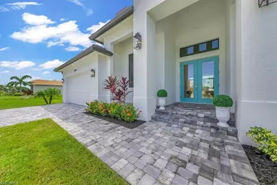 18018 Greenwood Dr, Naples, FL 34114 - Photo 3