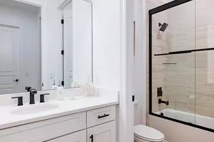 2481 Breakwater Wy, Naples, FL 34112 - Photo 17