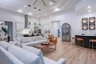 2481 Breakwater Wy, Naples, FL 34112 - Photo 11