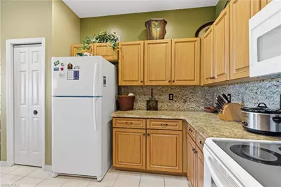 9290 Bayberry Bend #202, Fort Myers, FL 33908 - Photo 7