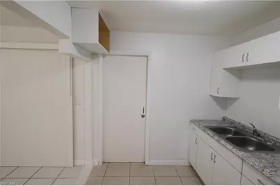 1652 Cypress Dr, Fort Myers, FL 33907 - Photo 37