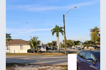 1652 Cypress Dr, Fort Myers, FL 33907 - Photo 11