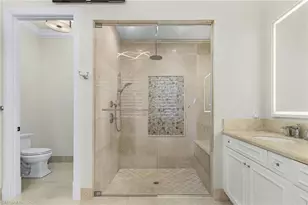 2220 Residence Cir, Naples, FL 34105 - Photo 21