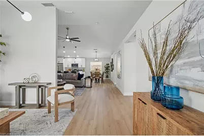 2529 SE 20th Pl, Cape Coral, FL 33904 - Photo 3