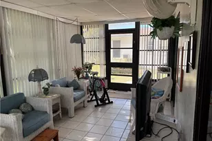 24 Turquoise Ave, Naples, FL 34114 - Photo 9