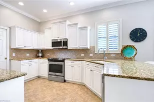 2917 Lone Pine Ln, Naples, FL 34119 - Photo 13