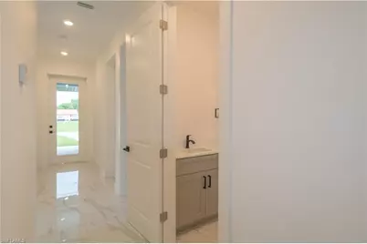2045 Carver Ave, Fort Myers, FL 33916 - Photo 9
