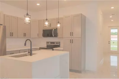 2045 Carver Ave, Fort Myers, FL 33916 - Photo 11