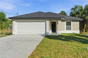 2141 Davis St, Fort Myers, FL 33916 - Photo 1