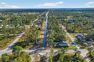 801 Pinecastle Dr, Lehigh Acres, FL 33974 - Photo 37
