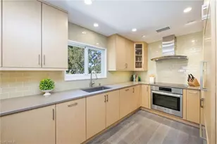 308 2nd St S, Naples, FL 34102 - Photo 9