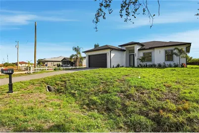 4221 22nd St SW, Lehigh Acres, FL 33976 - Photo 5