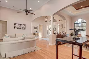 3126 Terramar Ct, Naples, FL 34119 - Photo 5