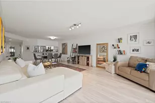 4261 Shetland Ct, Naples, FL 34112 - Photo 9