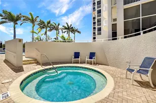 6849 Grenadier Blvd, Naples, FL 34108 - Photo 21