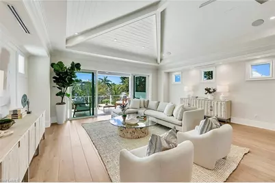 726 Riviera Dr, Naples, FL 34103 - Photo 29