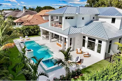 726 Riviera Dr, Naples, FL 34103 - Photo 41