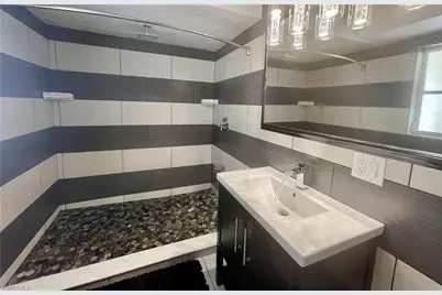 2120 Sandpiper St, Naples, FL 34102 - Photo 25