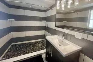 2120 Sandpiper St, Naples, FL 34102 - Photo 25