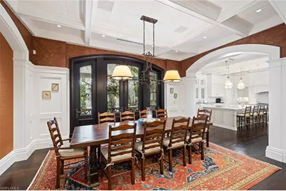 163 10th Ave S, Naples, FL 34102 - Photo 9