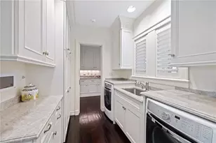 163 10th Ave S, Naples, FL 34102 - Photo 17