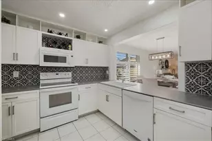 1250 Yesica Ann Cir, Naples, FL 34110 - Photo 5