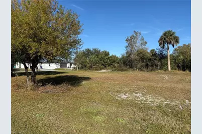 6132 Holt Ct, Fort Myers, FL 33905 - Photo 7