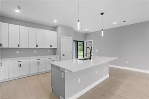 216 Ogden Ave S, Lehigh Acres, FL 33974 - Photo 9