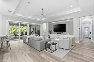 12021 Azalea Wy, Naples, FL 34120 - Photo 7