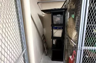 425 Cove Tower Dr, Naples, FL 34110 - Photo 21