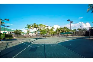 425 Cove Tower Dr, Naples, FL 34110 - Photo 31