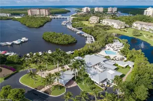 425 Cove Tower Dr, Naples, FL 34110 - Photo 27