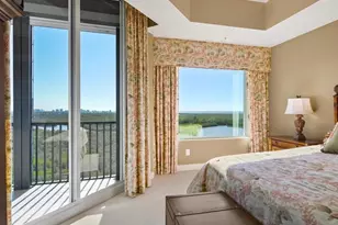 425 Cove Tower Dr, Naples, FL 34110 - Photo 11