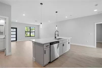 219 Ogden Ave S, Lehigh Acres, FL 33974 - Photo 11