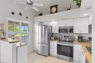 278 Newport Dr, Naples, FL 34114 - Photo 9