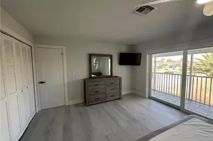 207 Palm Dr, Naples, FL 34112 - Photo 5