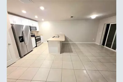 3002 37th St SW, Lehigh Acres, FL 33976 - Photo 7