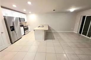 3002 37th St SW, Lehigh Acres, FL 33976 - Photo 7