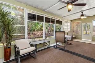 101 Sugarloaf Ln, Naples, FL 34114 - Photo 11