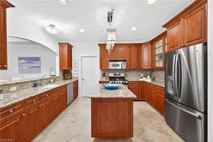 2805 Tiburon Blvd E, Naples, FL 34109 - Photo 11