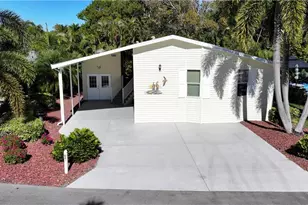 10015 Parkwood Dr, Fort Myers, FL 33905 - Photo 1