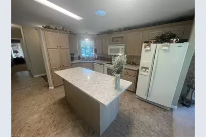 10015 Parkwood Dr, Fort Myers, FL 33905 - Photo 17